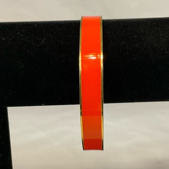 KATE SPADE NEW YORK GOLD TONE ORANGE CRUSH ENAMEL BANGLE BRACELET 3” - Picture 4 of 8